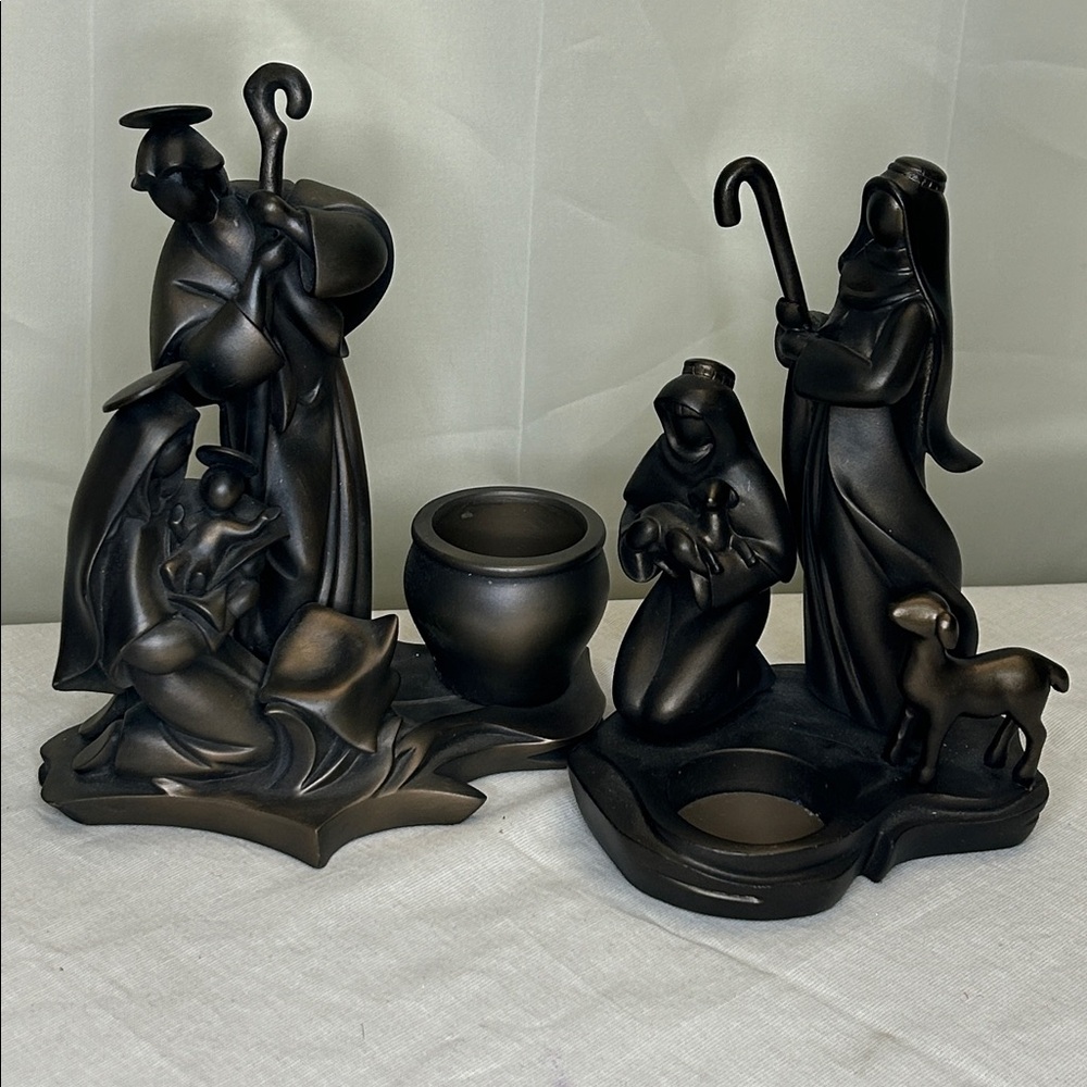 Party Light Nativity‎ Set – Bronze